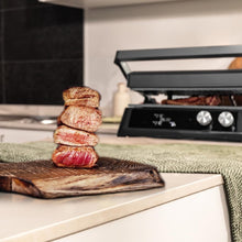 Carica l'immagine nel visualizzatore di Gallery, Rockn'Grill Bistro-03