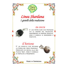 Carica l'immagine nel visualizzatore di Gallery, Bracciale donna in sughero naturale con Su Coccu Portafortuna/Amuleto Sardo, braccialetto vegano, braccialetti da donna fatto a mano in Italia