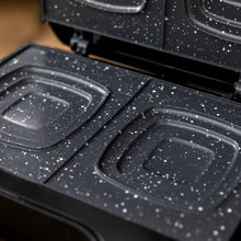 Carica l&#39;immagine nel visualizzatore di Gallery, Tostapane Per Sandwich Rock&#39;Ntoast Square +-03
